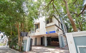 Fabhotel Skylight Studio Rooms - Nr Mcf Camp