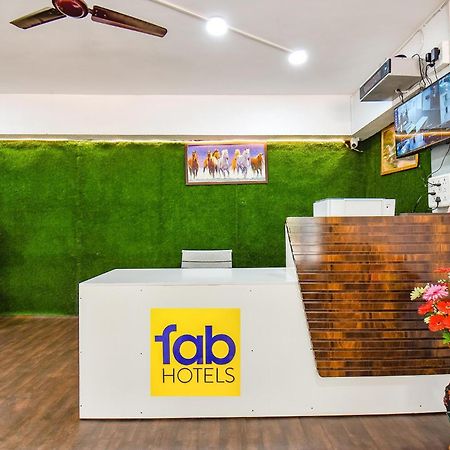 Fabhotel Skylight Studio Rooms - Nr Mcf Camp Pune Exterior photo